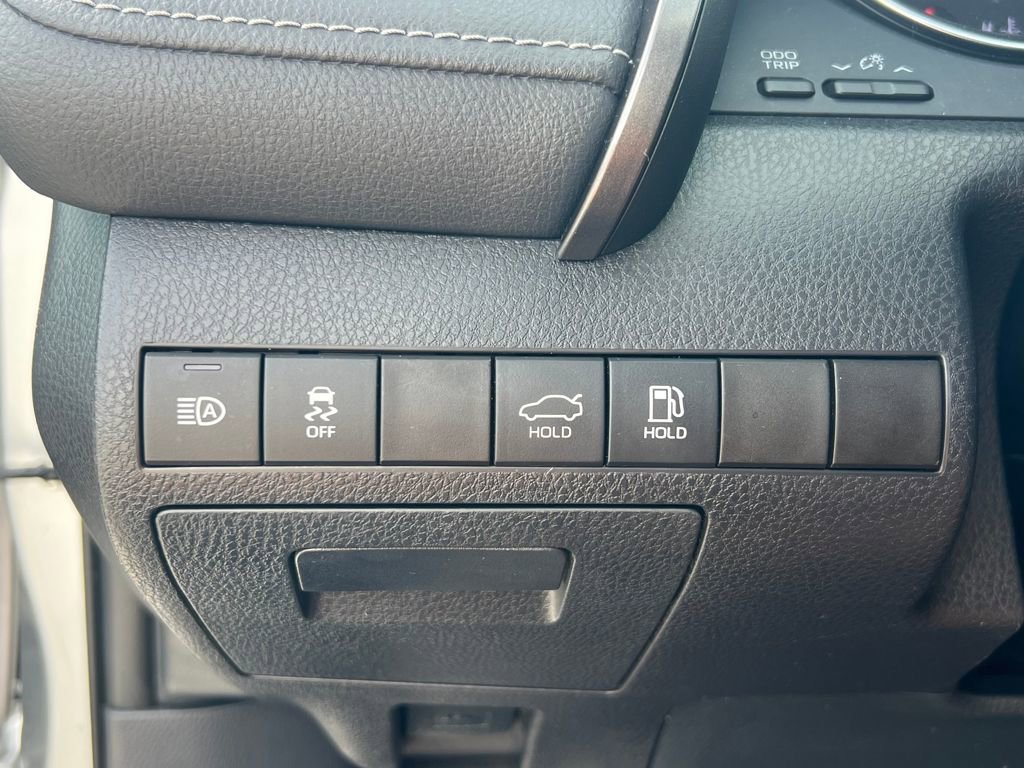 Used 2020 Toyota Camry XSE w/ Carpet Mat Package image 16