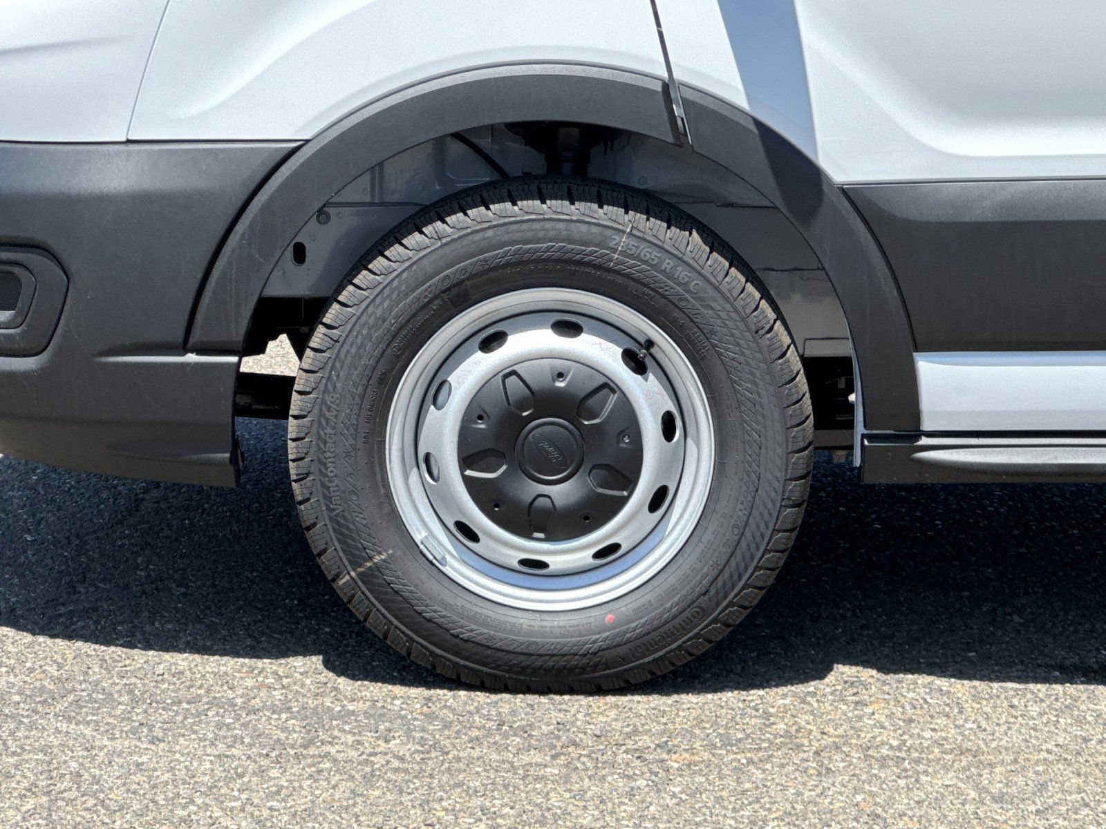 New 2026 Ford Transit 150 Low Roof RWD image 29