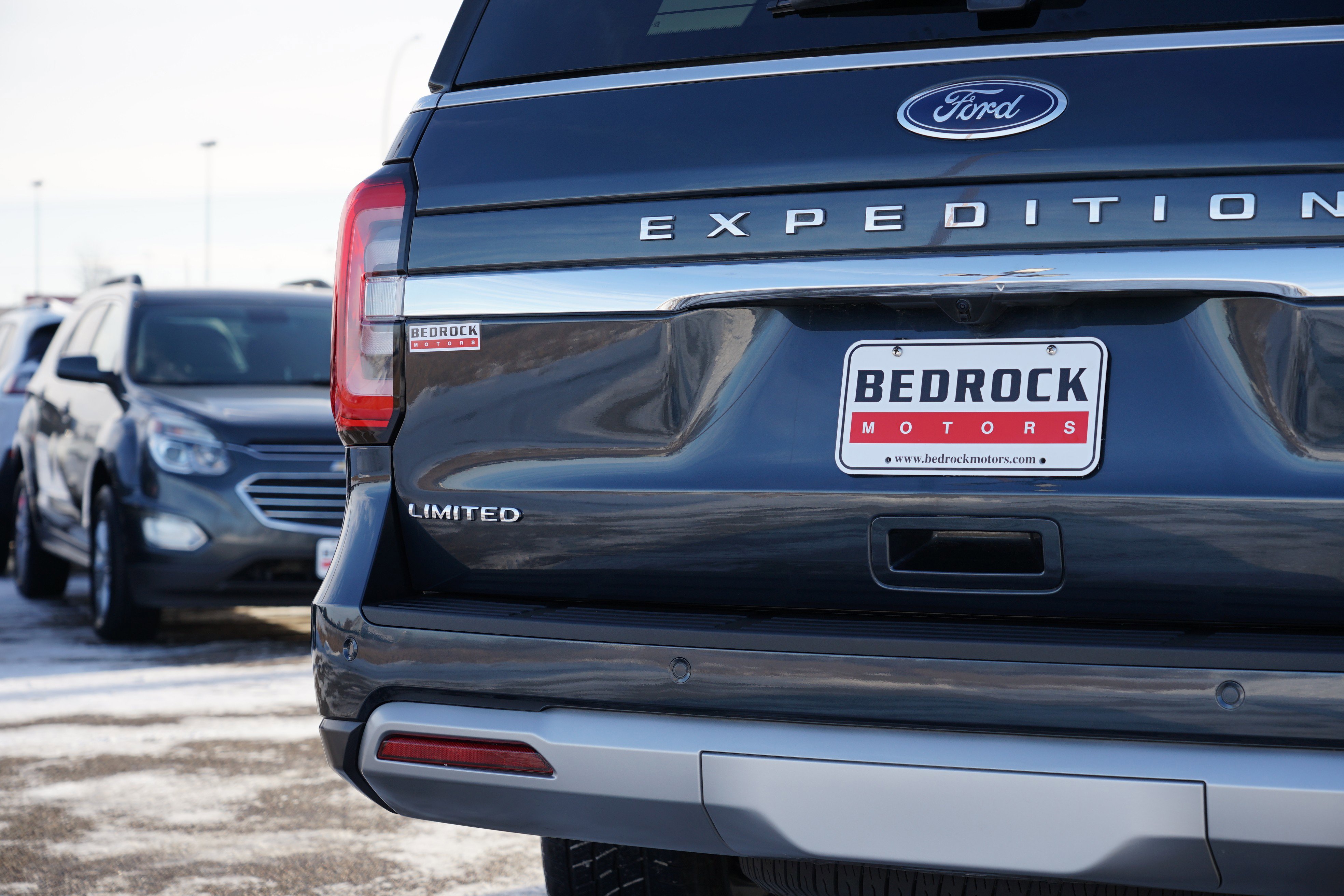 Used 2022 Ford Expedition Limited image 11