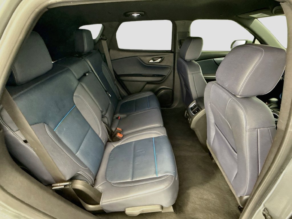 Used 2023 Chevrolet Blazer RS FWD image 21