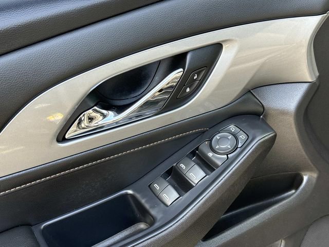 Certified 2021 Chevrolet Traverse LT FWD image 19