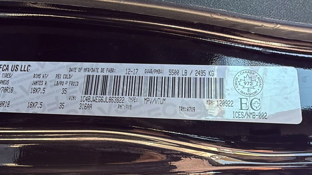 Used 2018 Jeep Wrangler Unlimited Sahara image 38