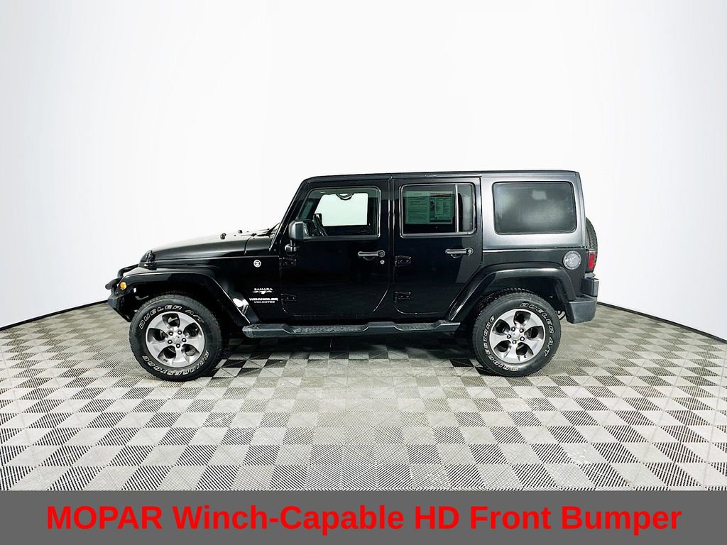 Used 2017 Jeep Wrangler Unlimited Sahara w/ Connectivity Group image 7