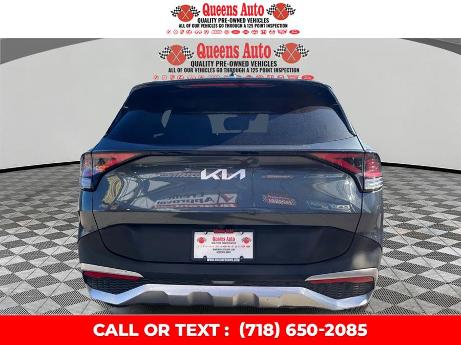 Used 2023 Kia Sportage LX image 5