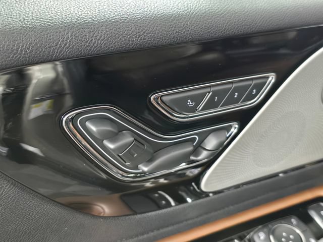 Used 2020 Lincoln Aviator Reserve w/ Equipment Group 202A AWD/4WD image 25