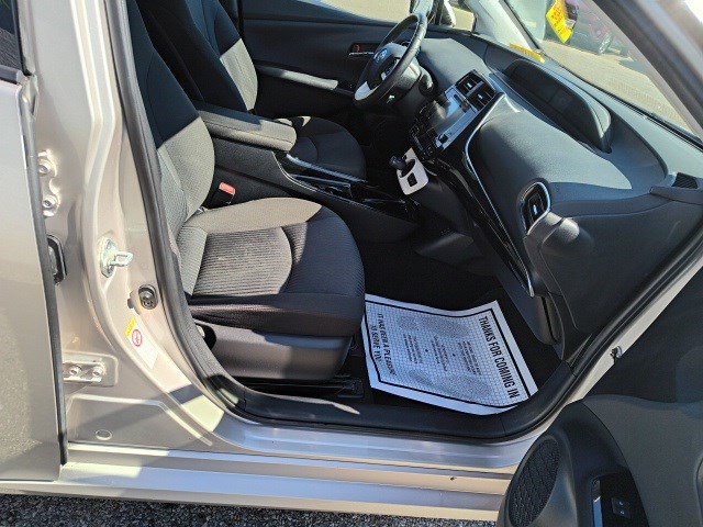 Used 2017 Toyota Prius Prime Plus image 19