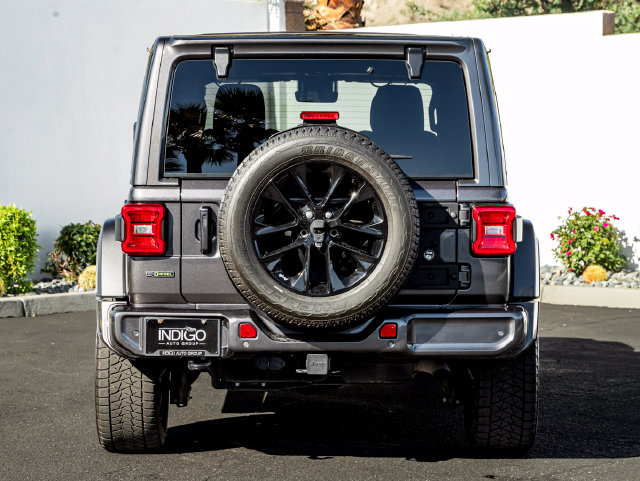 Used 2021 Jeep Wrangler Unlimited Sahara AWD/4WD image 9