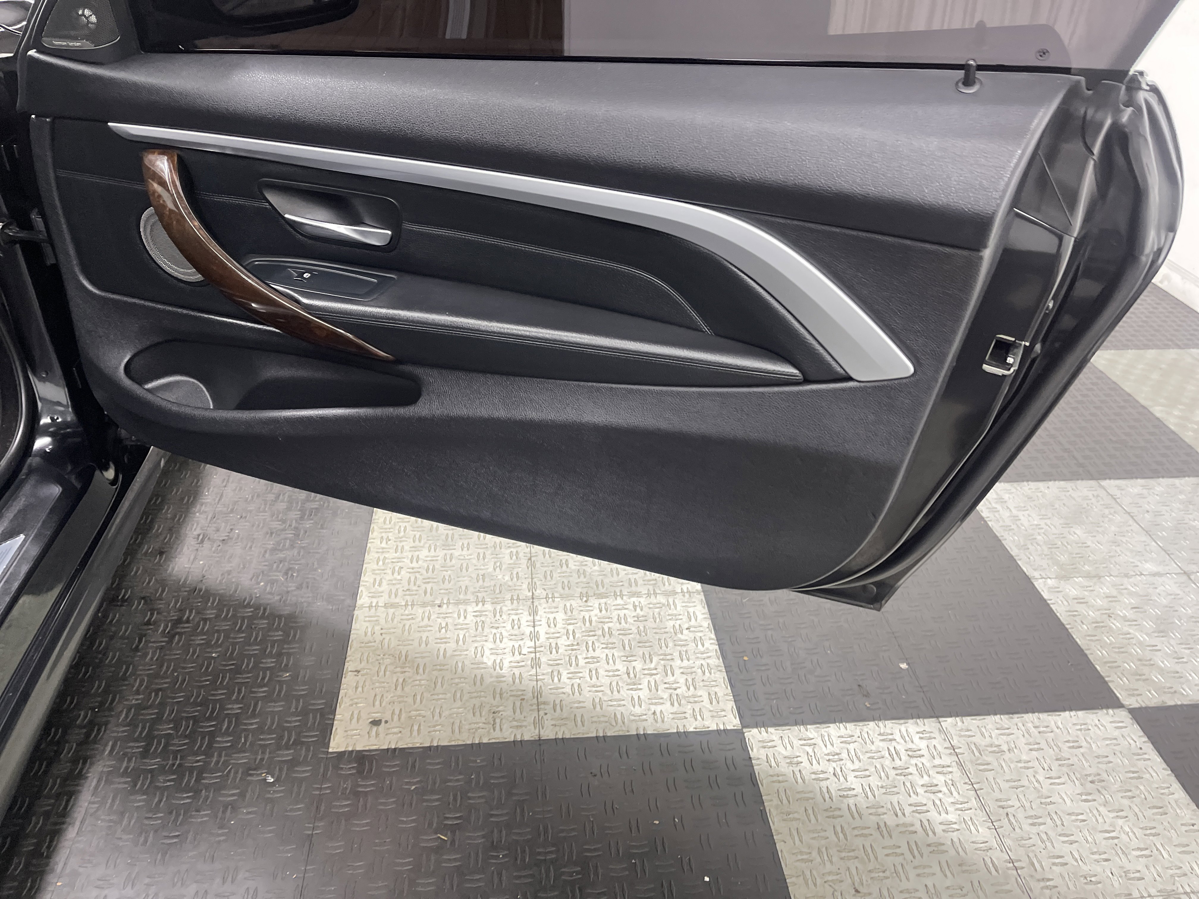 Used 2014 BMW 435i Convertible image 13