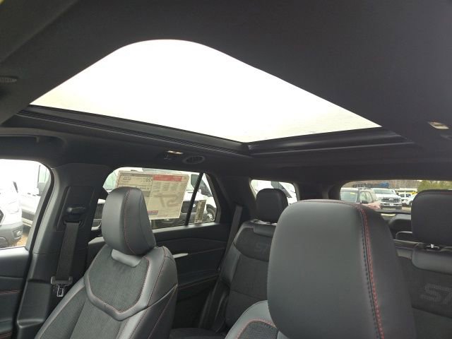 New 2026 Ford Explorer ST w/ Sun And Sound Package image 27