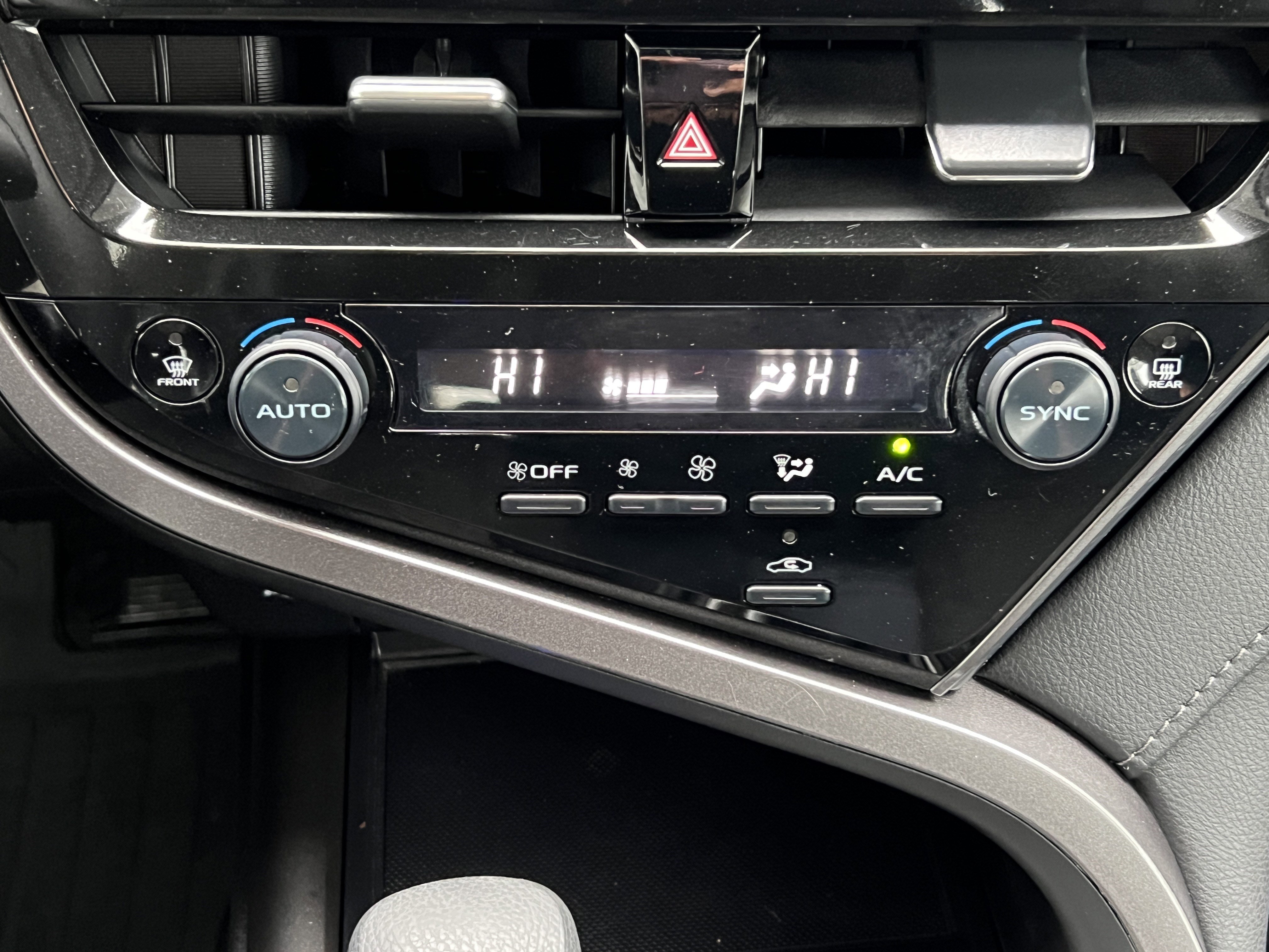 Used 2024 Toyota Camry LE FWD image 29