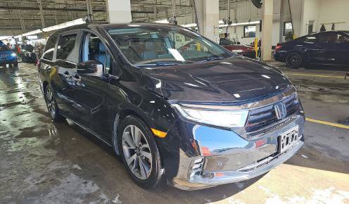 Used 2021 Honda Odyssey Touring image 2