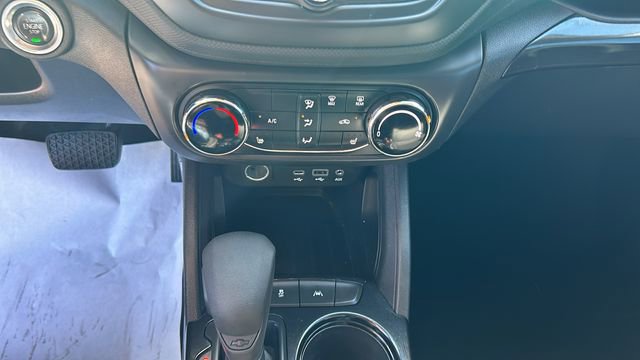 Used 2021 Chevrolet TrailBlazer LT image 21