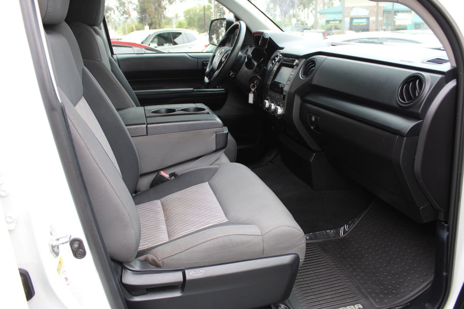 Used 2014 Toyota Tundra SR RWD image 10