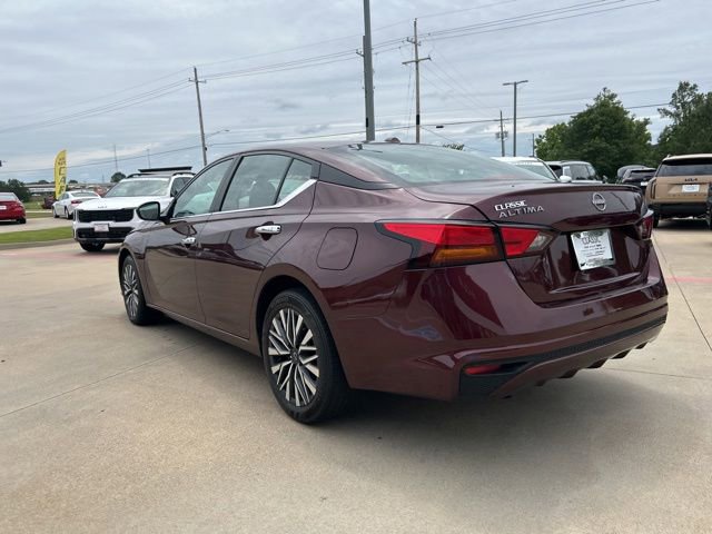 Used 2025 Nissan Altima 2.5 SV FWD image 6