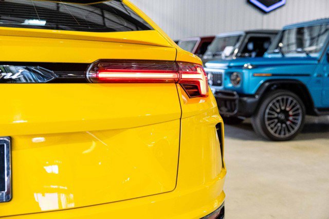 Used 2022 Lamborghini Urus image 50