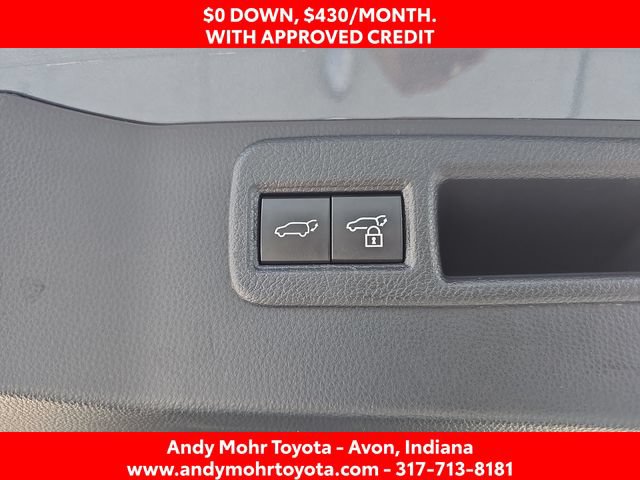 Used 2021 Toyota Venza LE AWD/4WD image 30