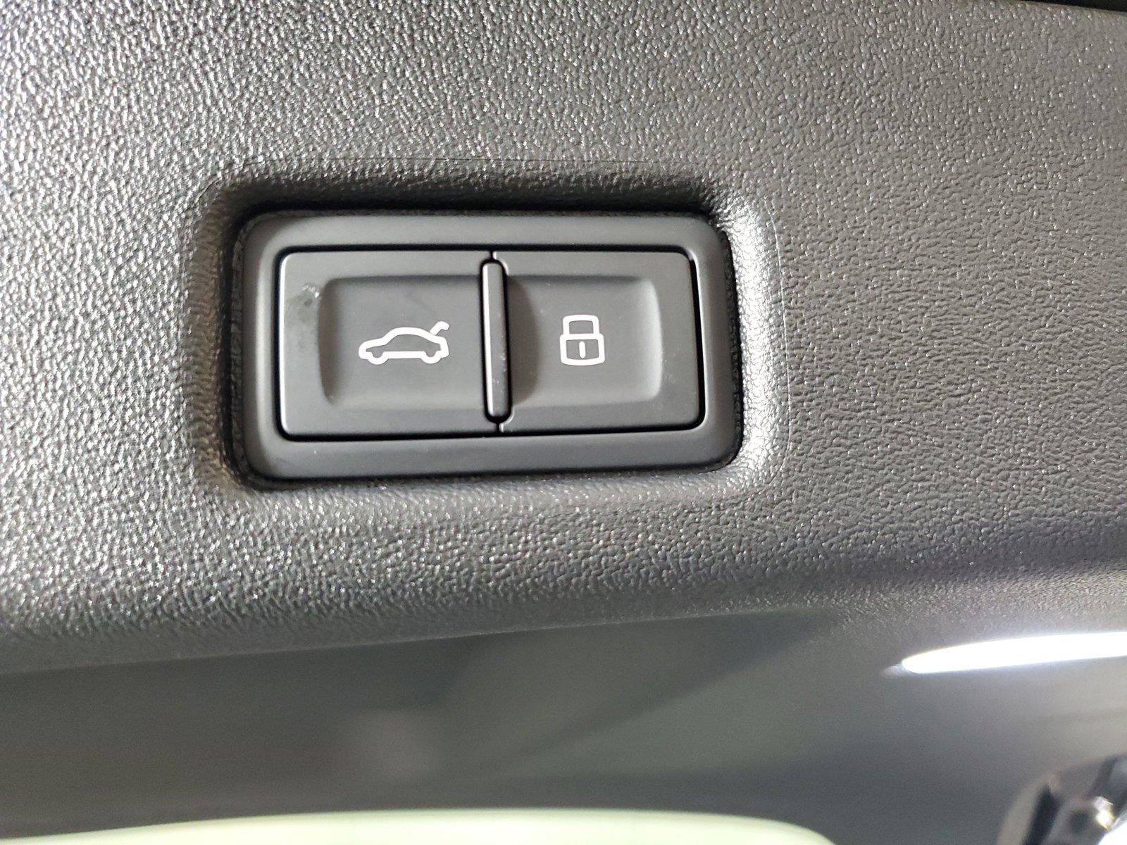 New 2026 Audi SQ5 Premium Plus AWD/4WD image 10