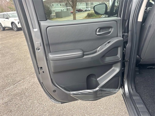 New 2026 Nissan Frontier S image 14