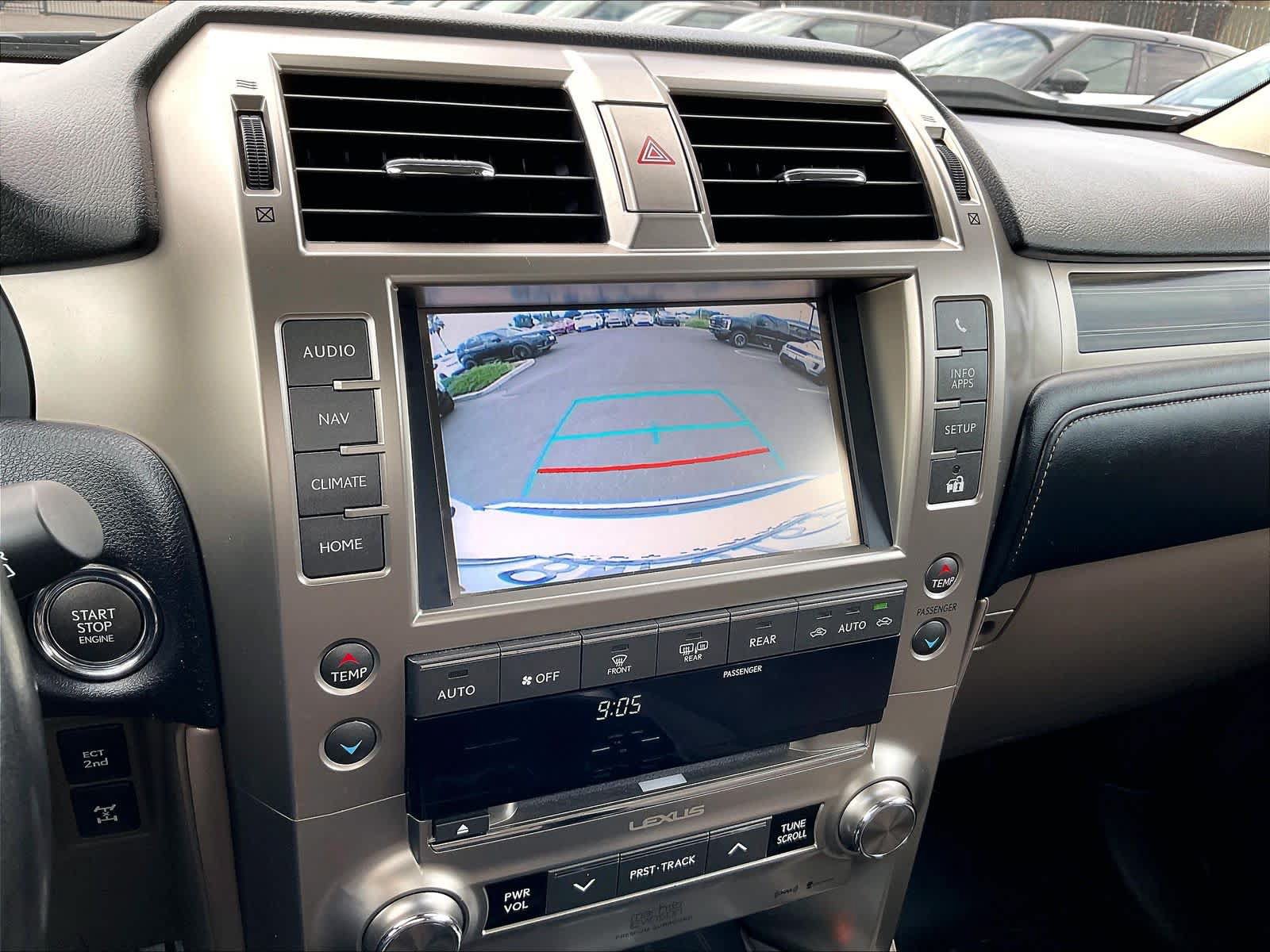 Used 2021 Lexus GX 460 Premium w/ Premium Plus Package AWD/4WD image 24