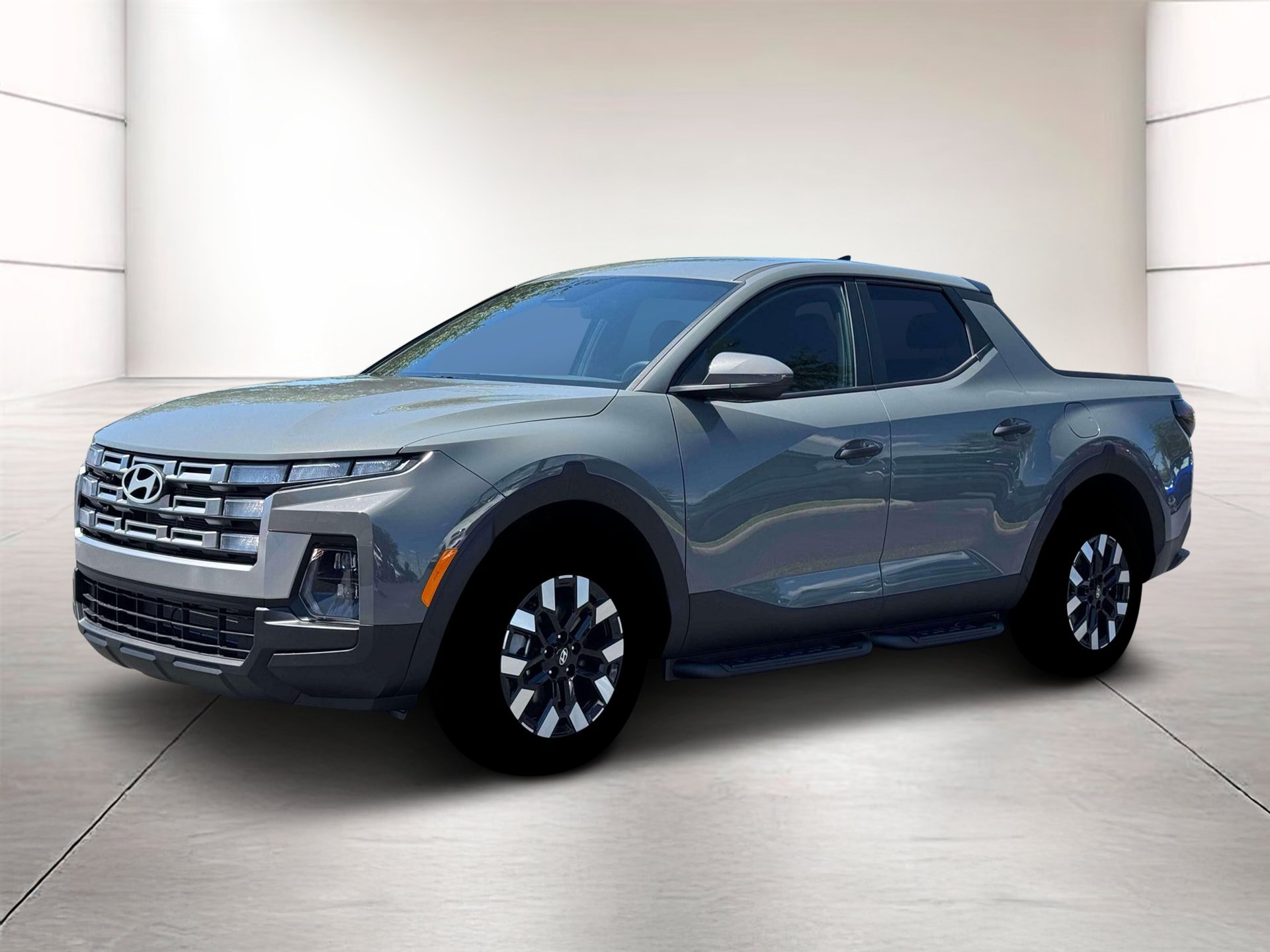 Used 2026 Hyundai Santa Cruz SE FWD image 2