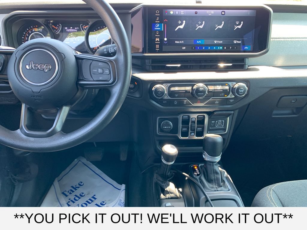 Used 2025 Jeep Gladiator Sport AWD/4WD image 25