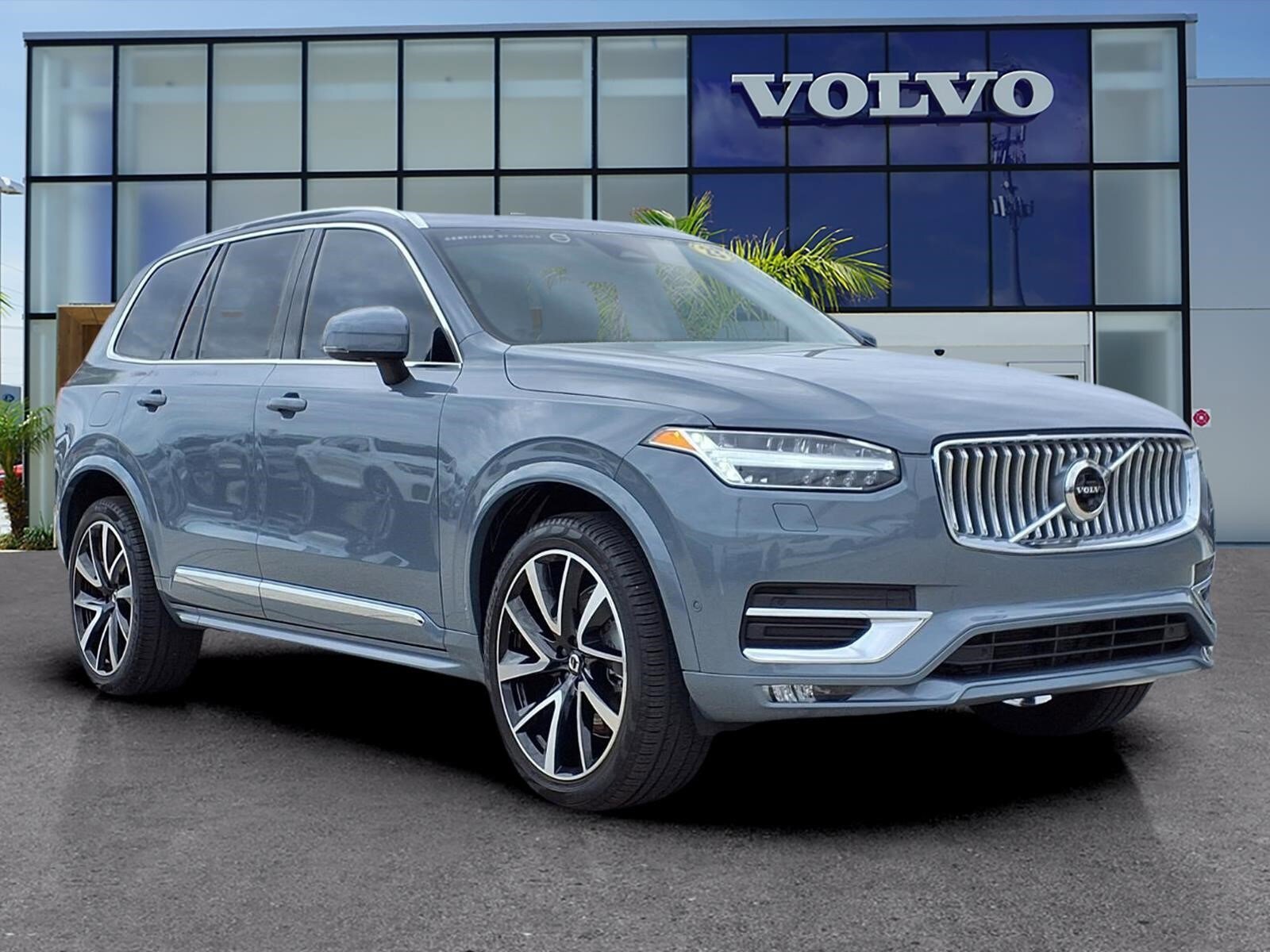 Used 2023 Volvo XC90 B6 Plus w/ Protection Package Premier AWD/4WD video 1