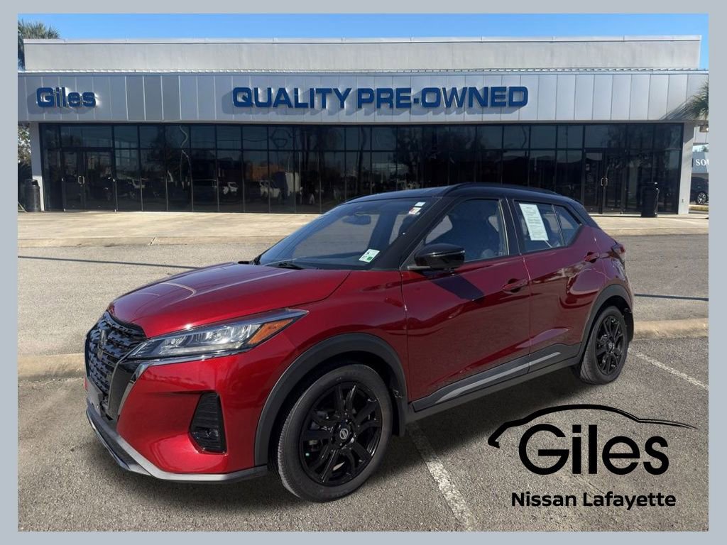 Used 2021 Nissan Kicks SR image 1