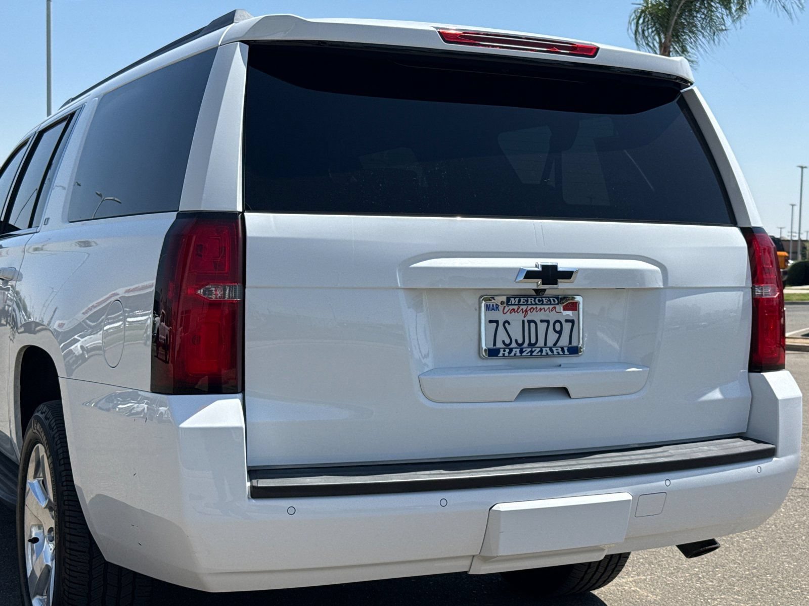 Used 2016 Chevrolet Suburban LT w/ Luxury Package RWD image 26