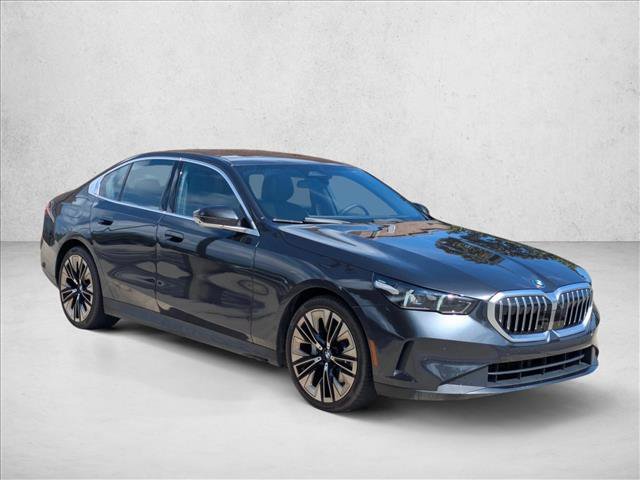 Used 2026 BMW 530i w/ Premium Package RWD image 3
