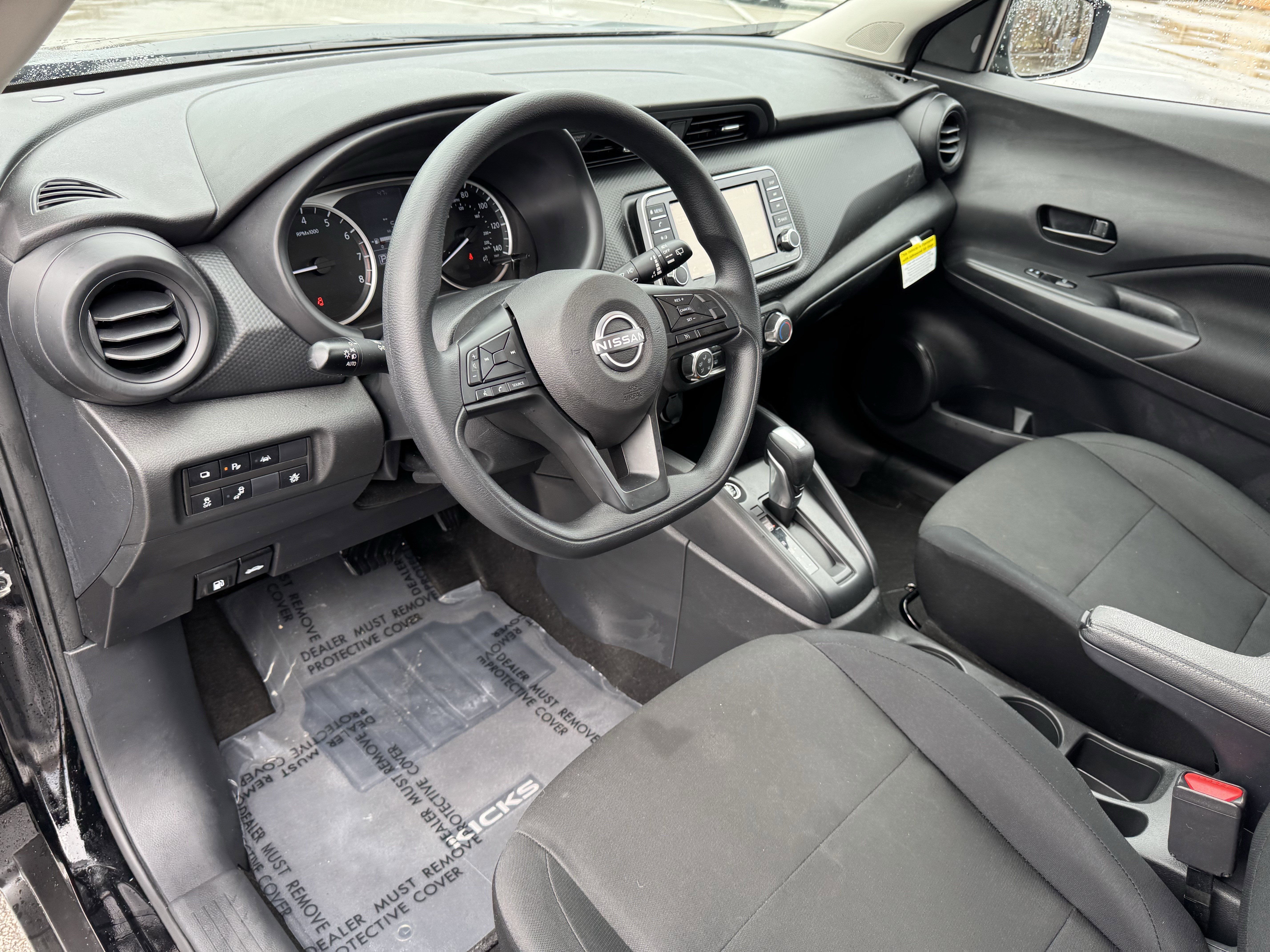 Certified 2025 Nissan Kicks Play S image 27