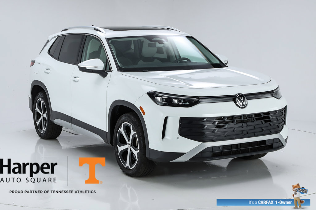New 2025 Volkswagen Tiguan SE w/ Panoramic Sunroof Package AWD/4WD image 54
