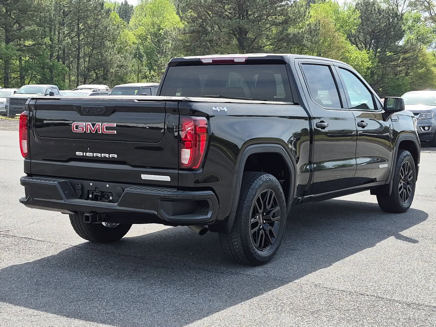 Used 2022 GMC Sierra 1500 Elevation AWD/4WD image 5