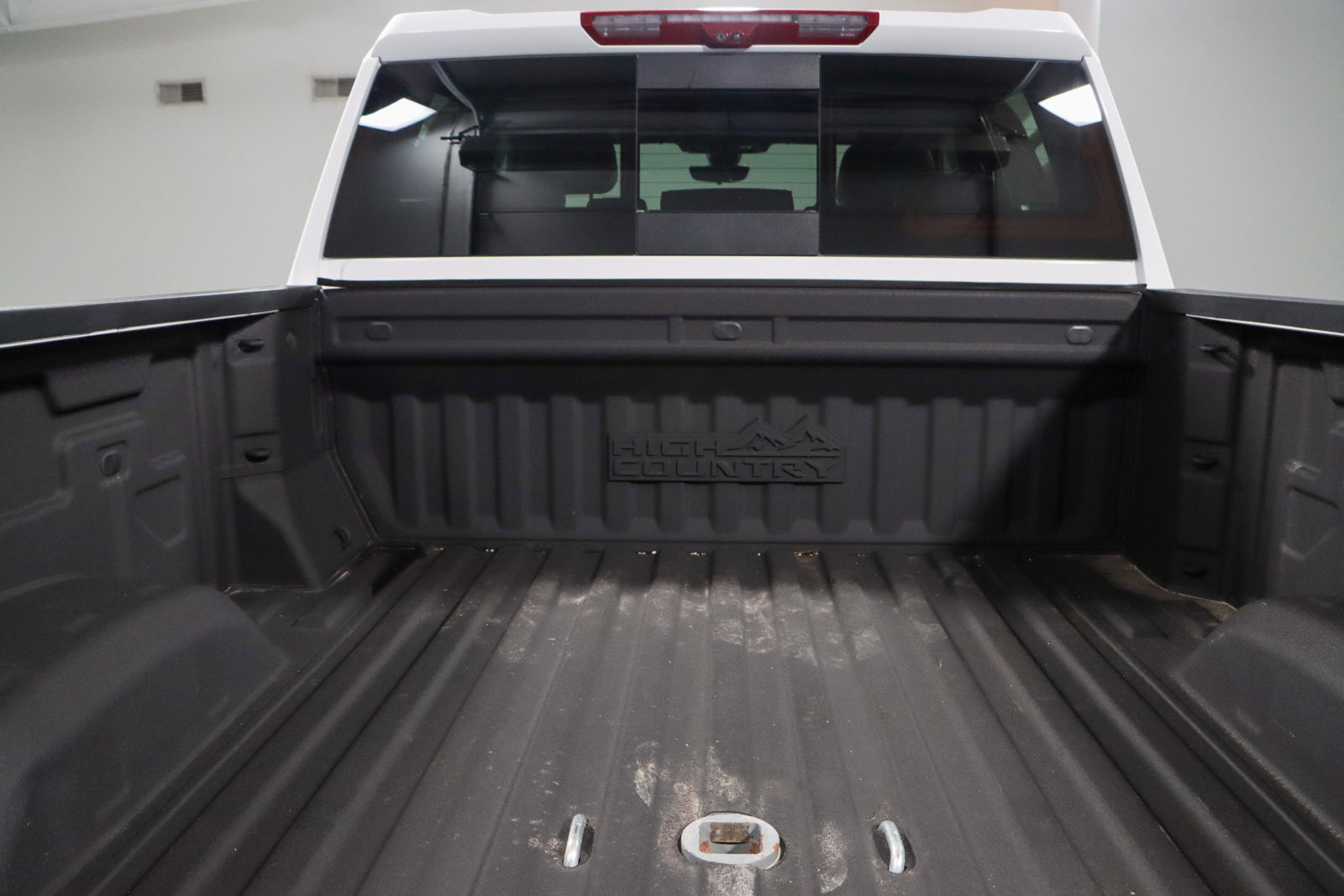 Used 2023 Chevrolet Silverado 2500 High Country w/ Technology Package image 32