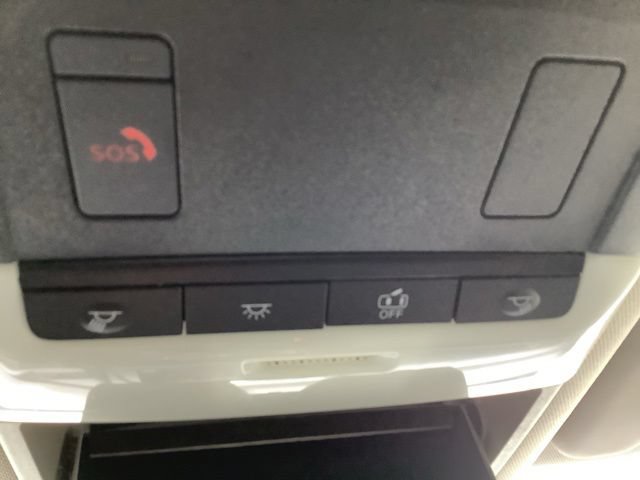 Used 2022 Nissan Rogue SV AWD/4WD image 26