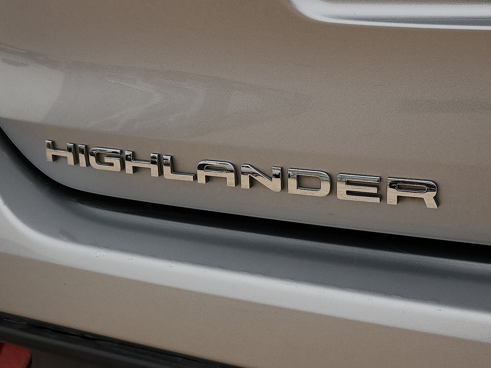 Used 2023 Toyota Highlander XSE FWD image 8