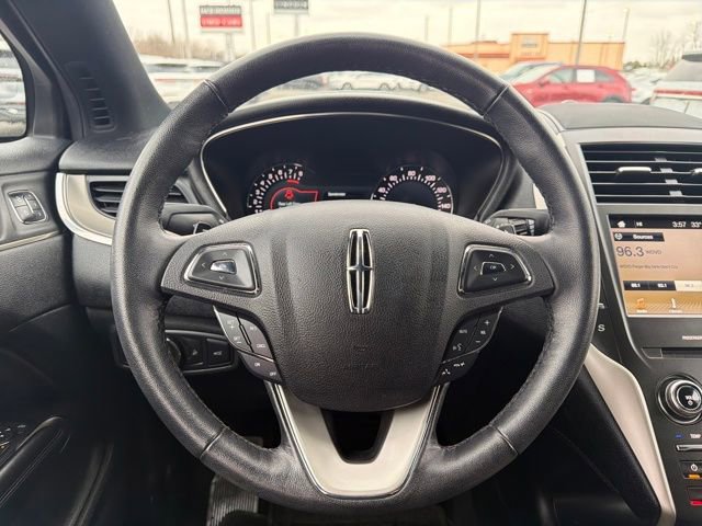 Used 2017 Lincoln MKC Premiere image 17