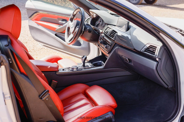 Used 2015 BMW M4 Convertible image 42