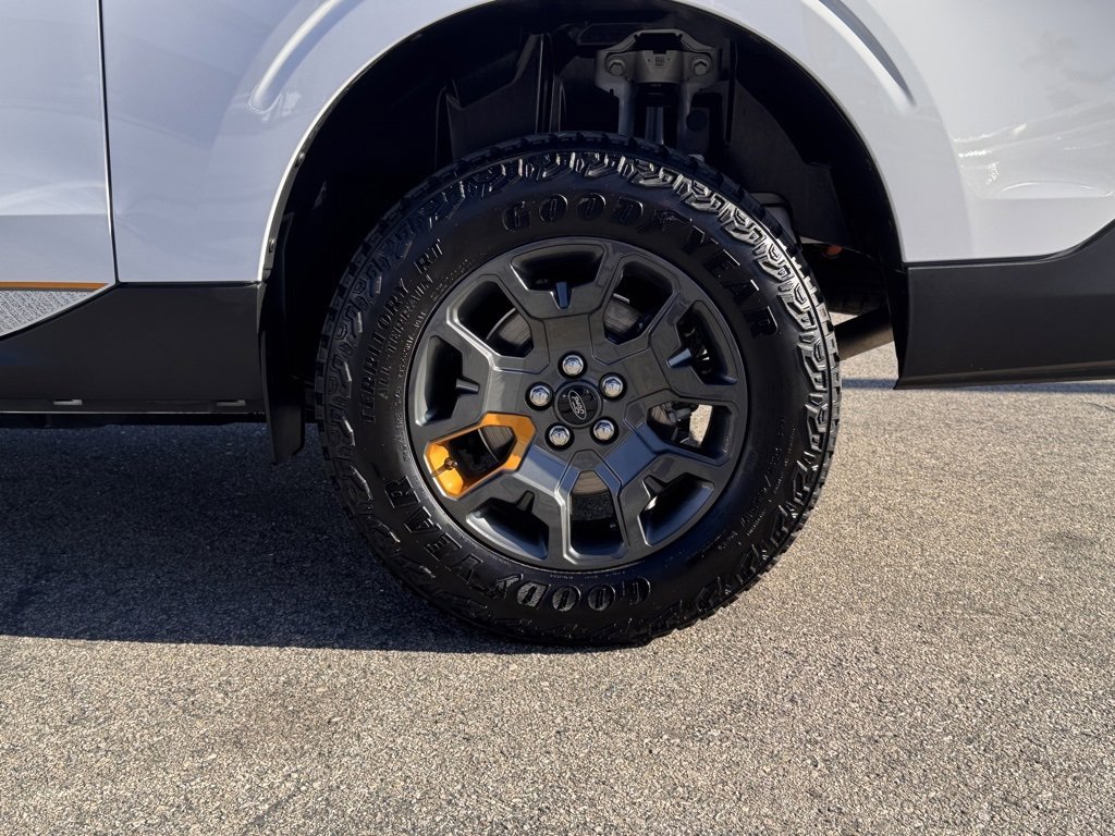 Certified 2025 Ford Maverick Tremor image 14