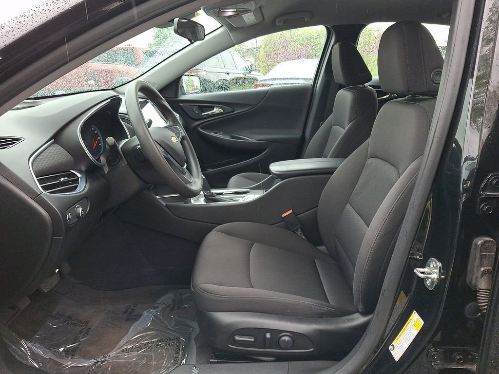 Used 2019 Chevrolet Malibu LT w/ Driver Confidence Package II FWD image 13