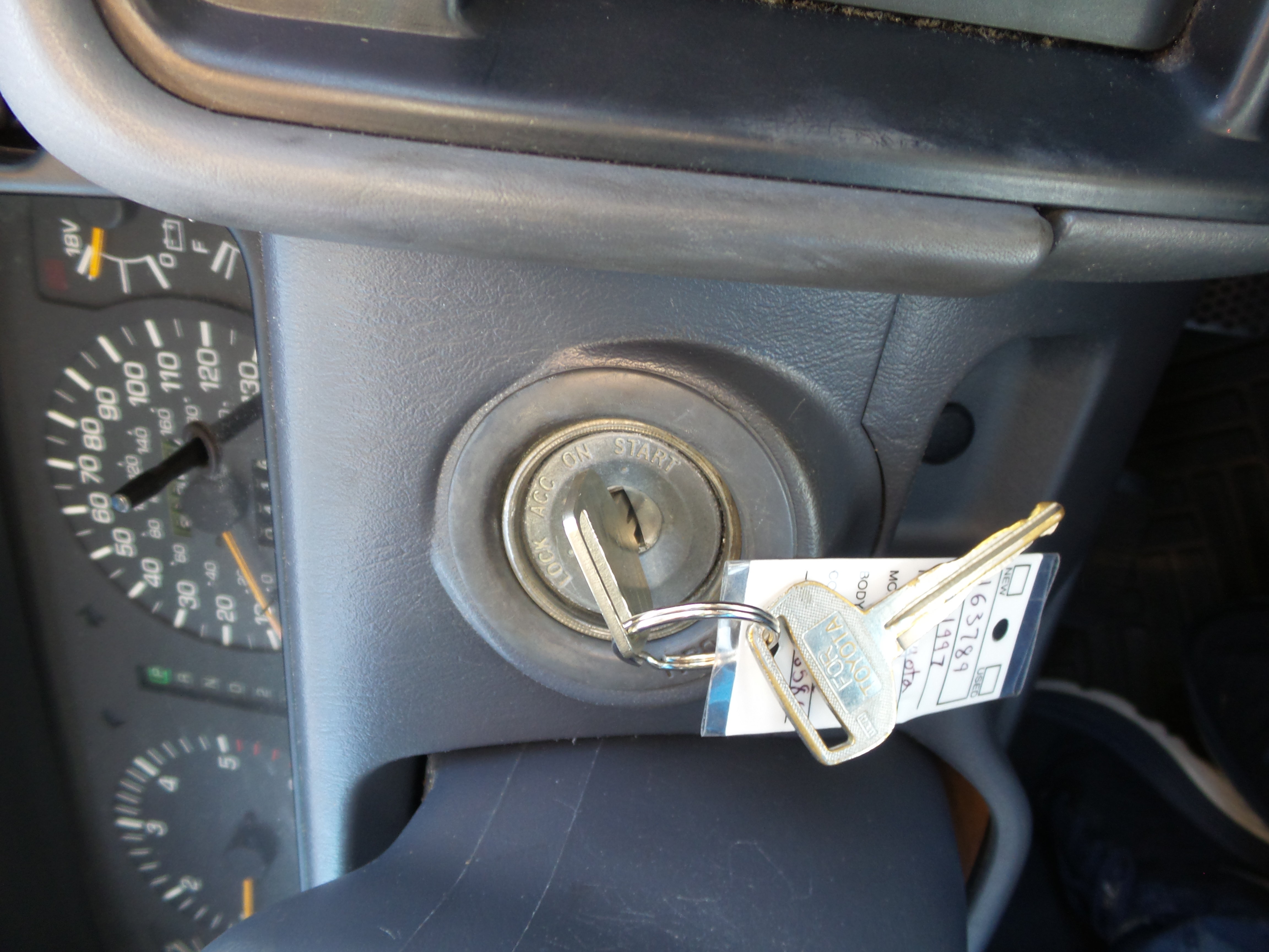 Used 1997 Toyota Land Cruiser w/ Leather Trim Pkg AWD/4WD image 22