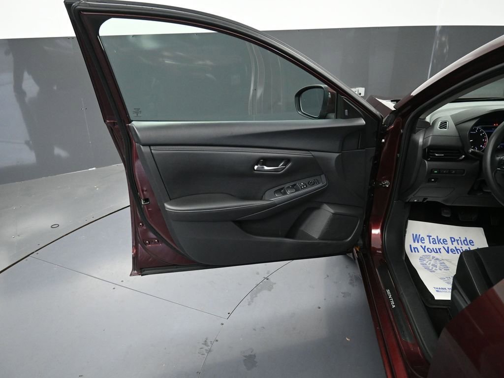 Used 2024 Nissan Sentra SV image 24