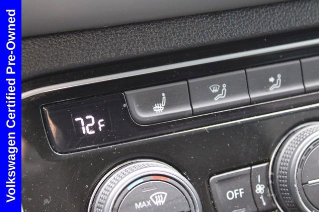 Used 2022 Volkswagen Atlas Cross Sport SE w/ Panoramic Sunroof Package image 42