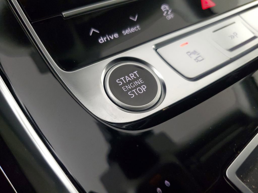 Used 2024 Audi Q7 2.0T Premium AWD/4WD image 34