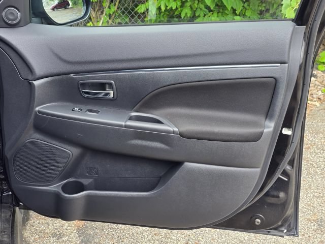 Used 2022 Mitsubishi Outlander Sport LE AWD/4WD image 16