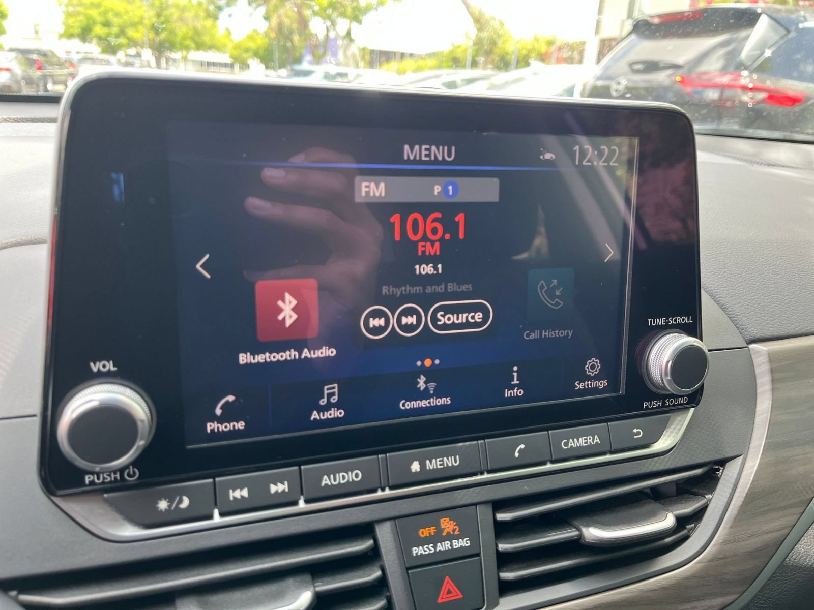 Used 2025 Nissan Altima 2.5 SV FWD image 20