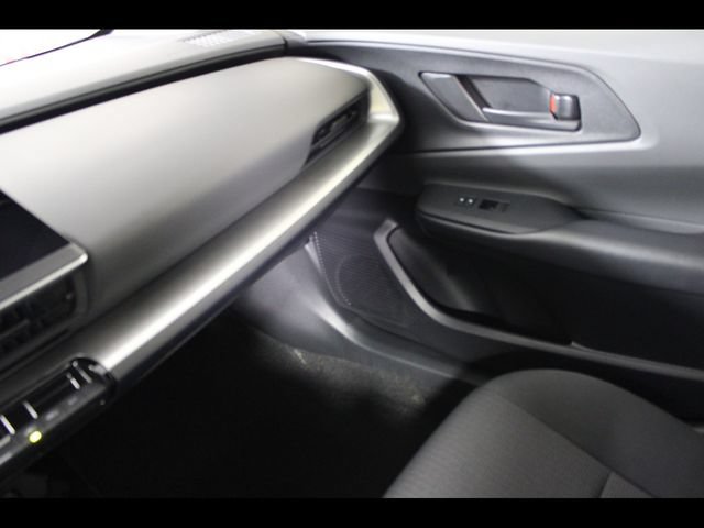 Used 2025 Toyota Prius LE FWD image 17