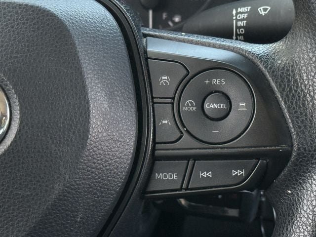 Used 2024 Toyota Corolla LE FWD image 15