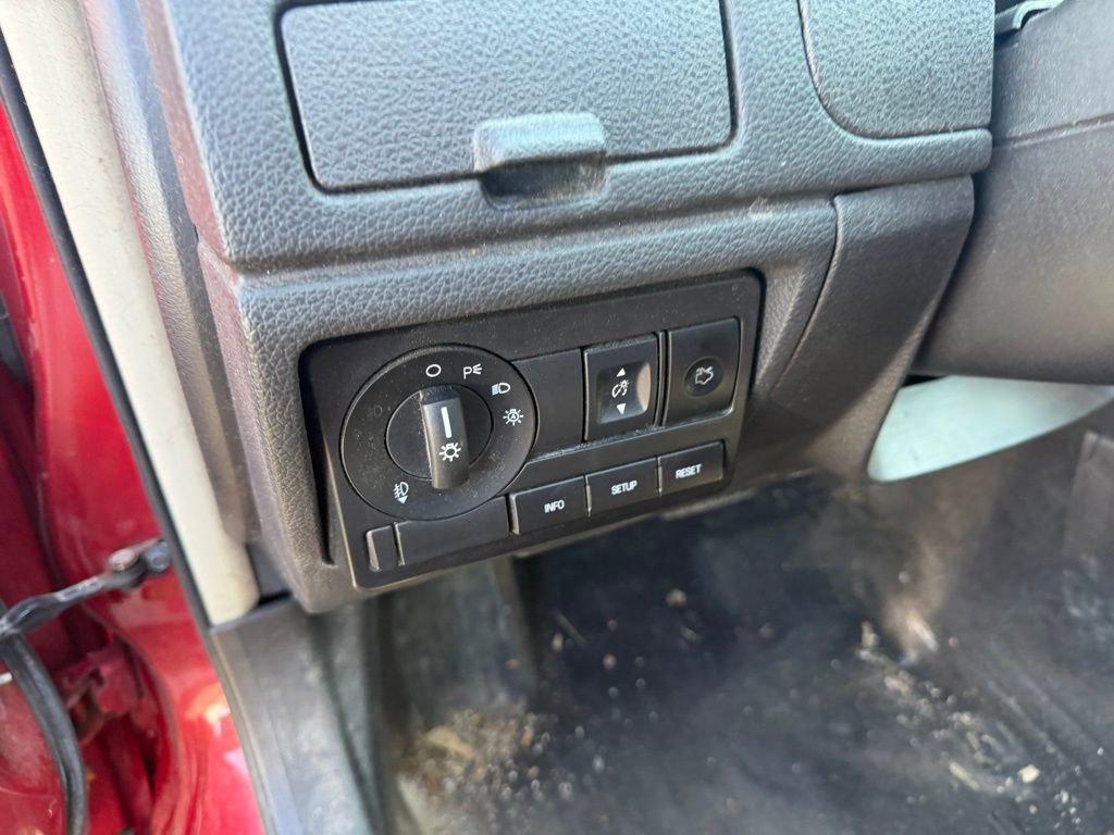 Used 2010 Ford Fusion Sport image 9