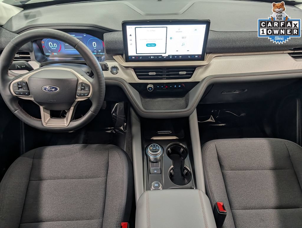 Used 2025 Ford Explorer Active AWD/4WD image 23