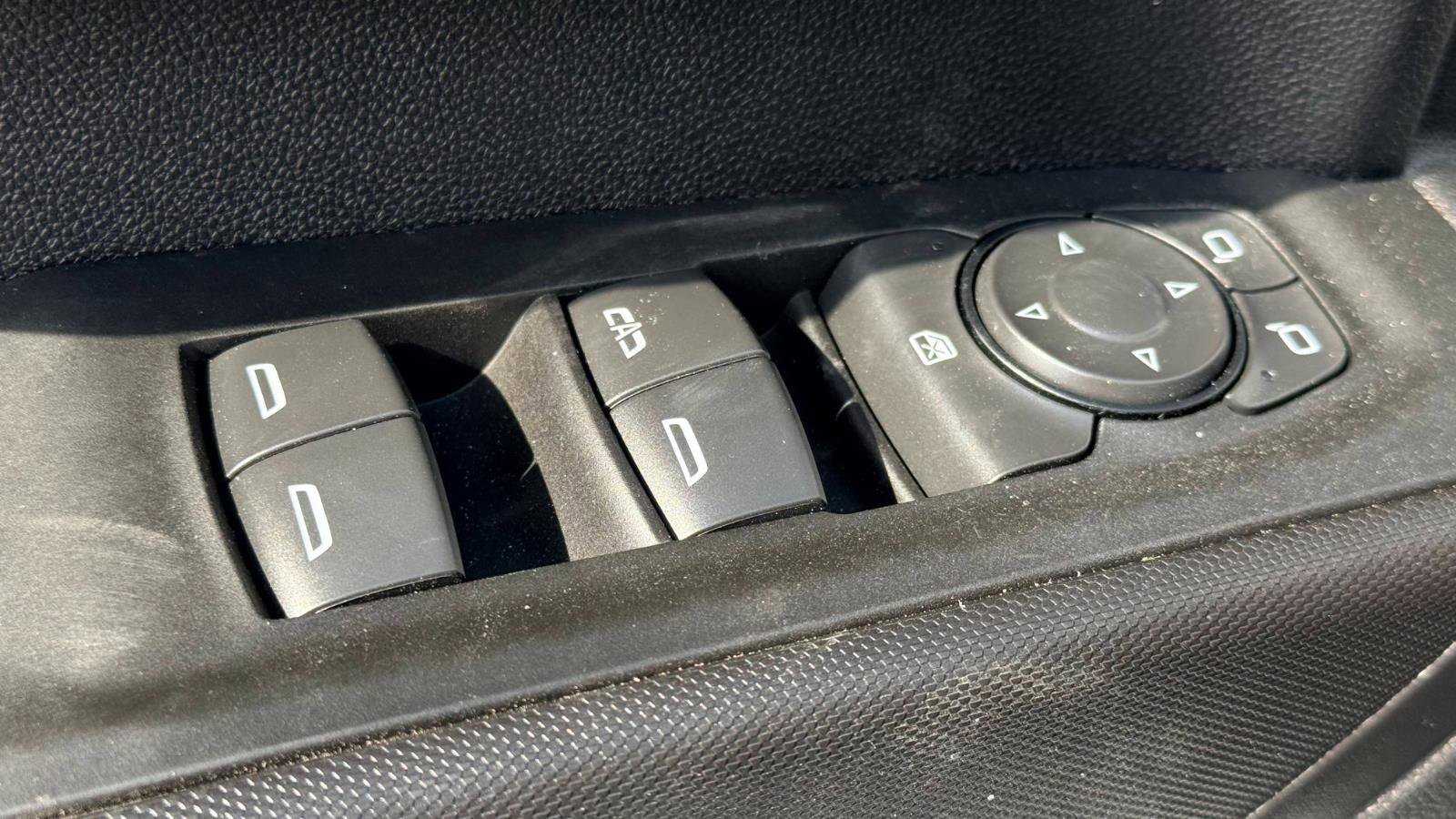 New 2026 GMC Sierra 3500 Pro w/ Convenience Package image 12